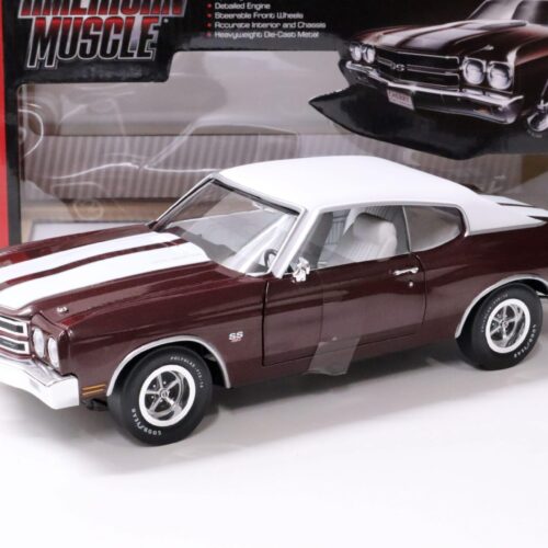 1:18 Auto World 1970 Chevrolet Chevelle SS 454 Coupe dark red/ white