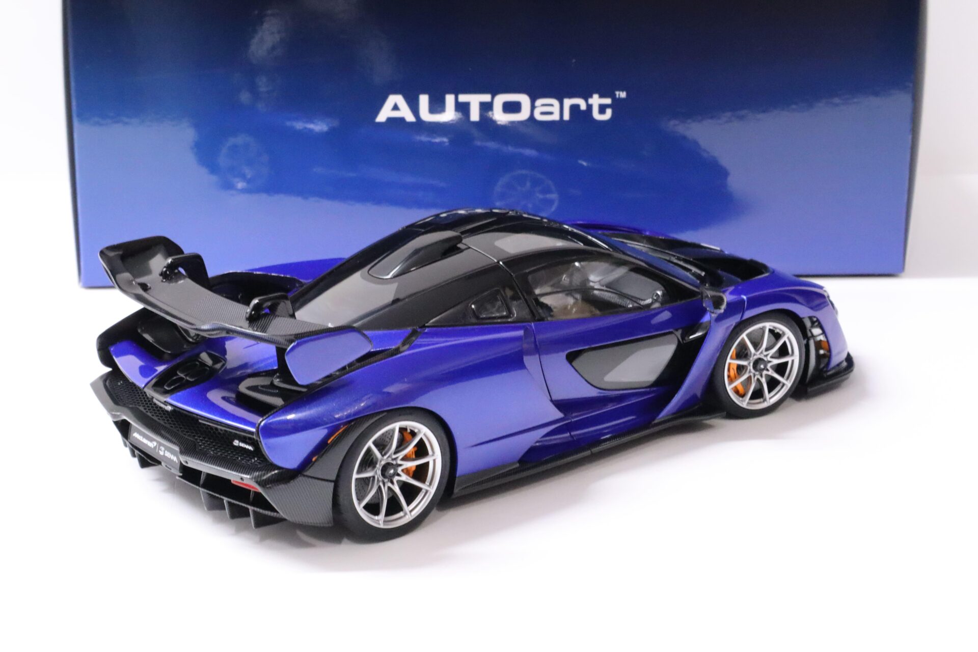 1:18 AUTOart McLAREN Senna 2018 Trophy Kyanos/ blue