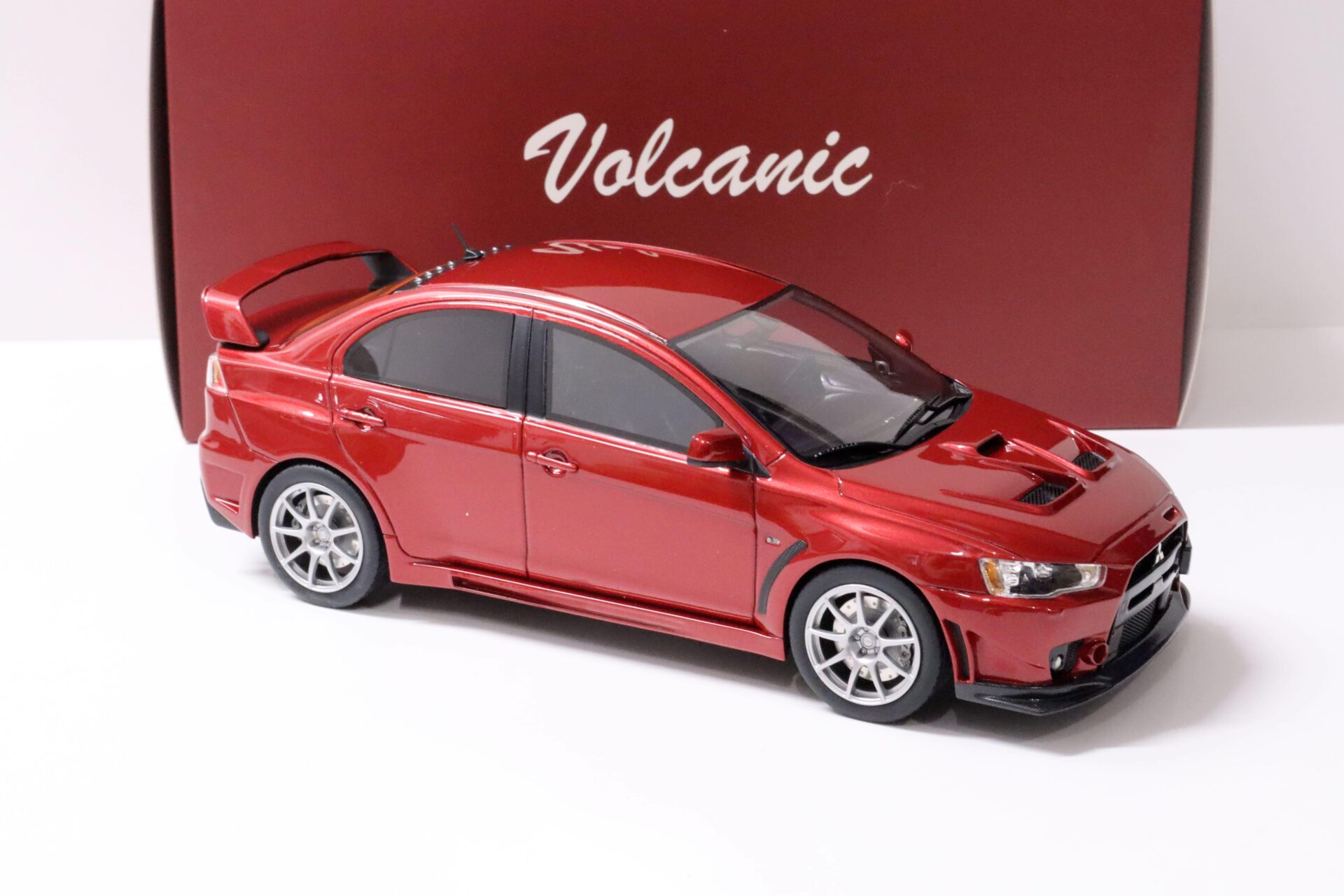 1:18 BM Creations Mitsubishi Lancer Evolution EVO X FQ400 LHD red metallic