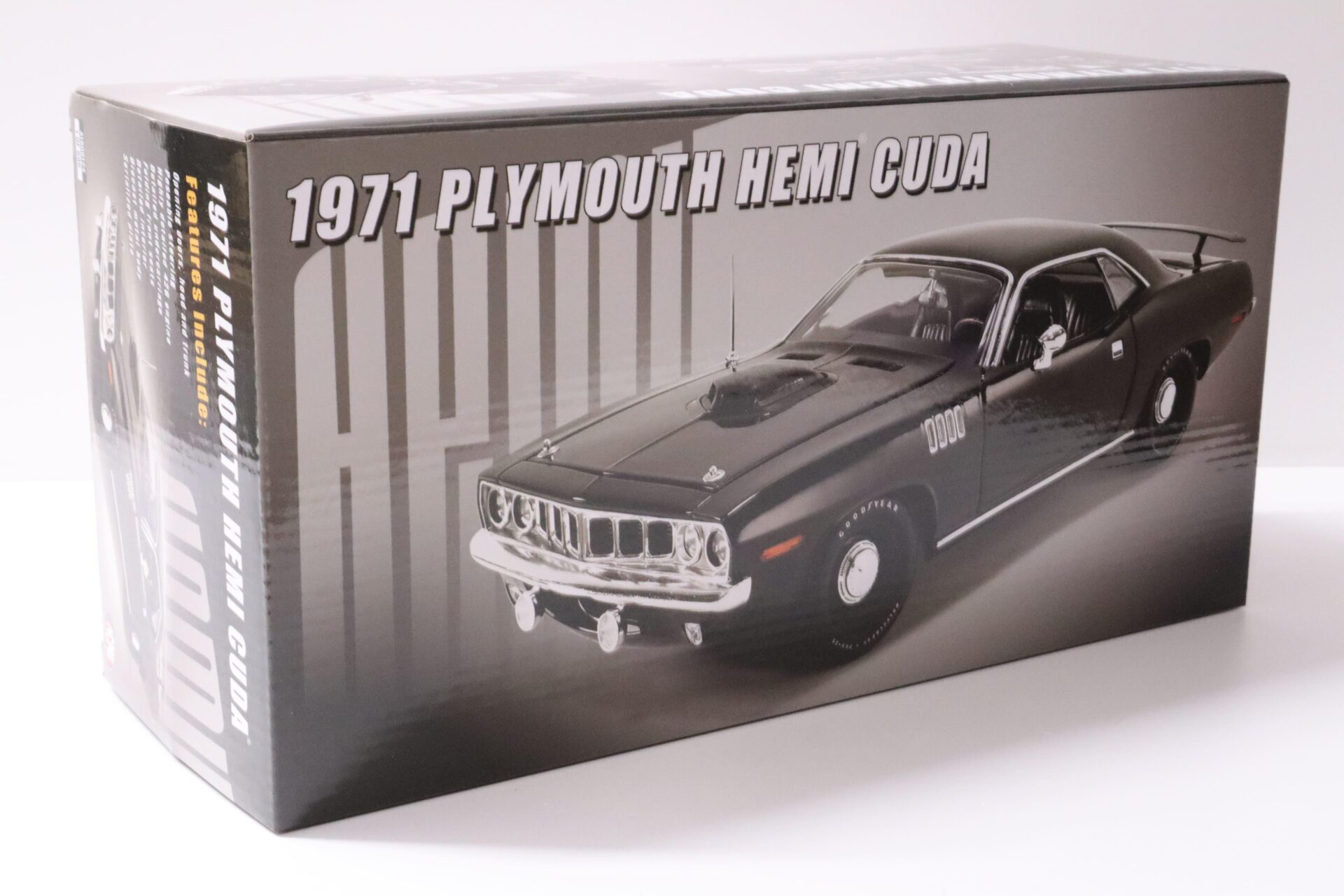 1:18 ACME 1971 Plymouth Hemi Cuda Barracuda Coupe black/ black