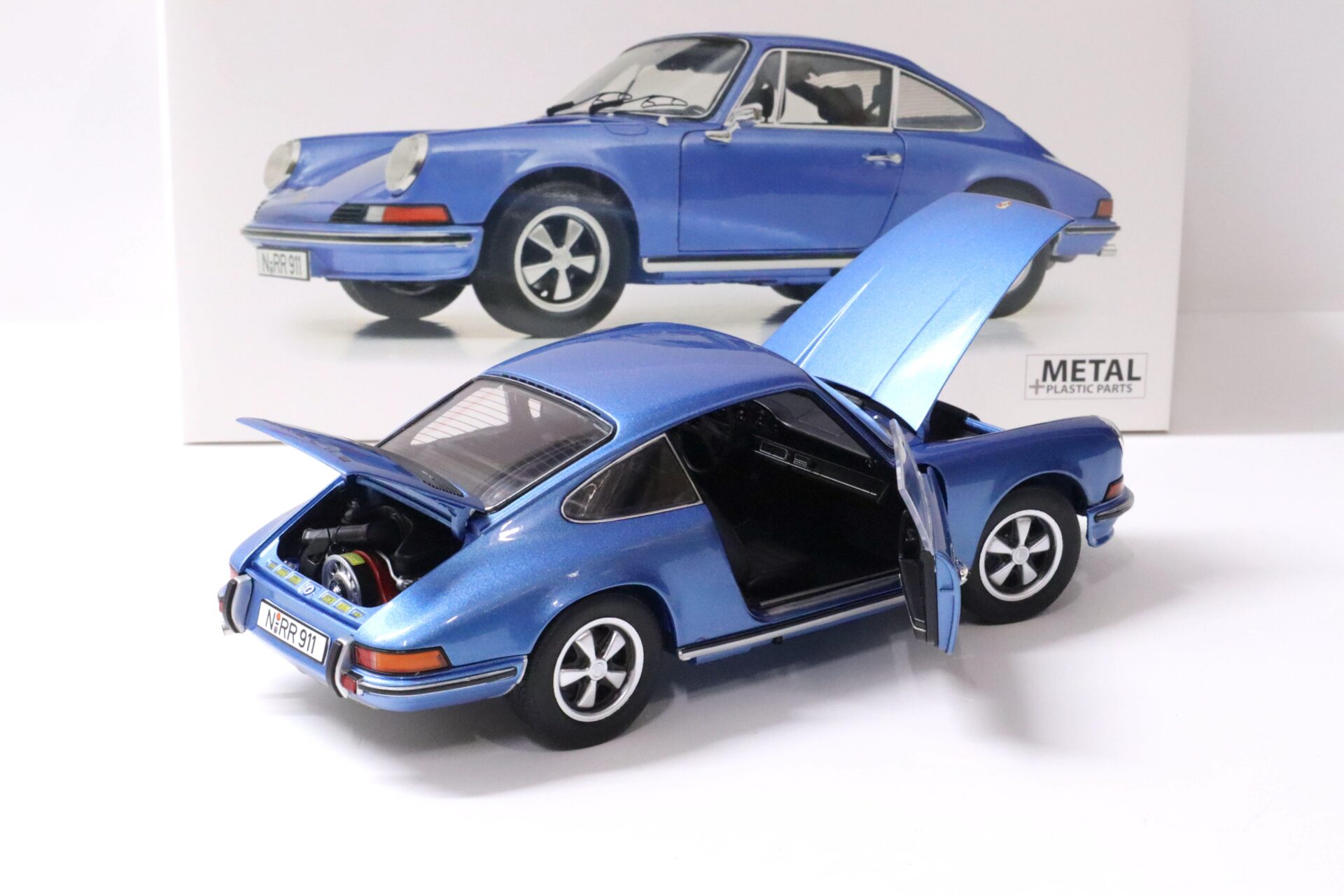 1:18 Schuco Porsche 911 S Coupe 1973 blue metallic