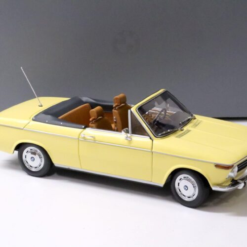 1:18 Minichamps BMW 2002 Cabrio Convertible yellow DEALER VERSION