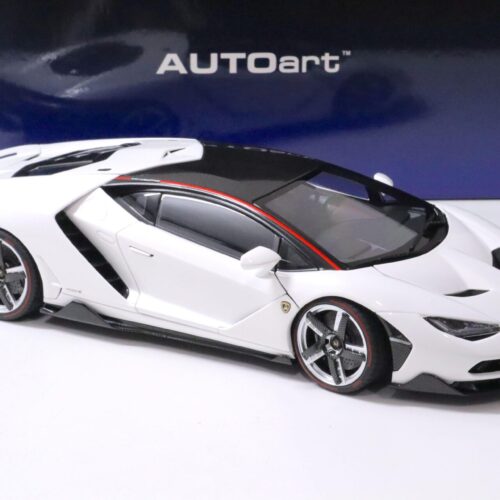 1:18 AUTOart Lamborghini Centenario 2017 Bianco Isis/ Solid white 79111