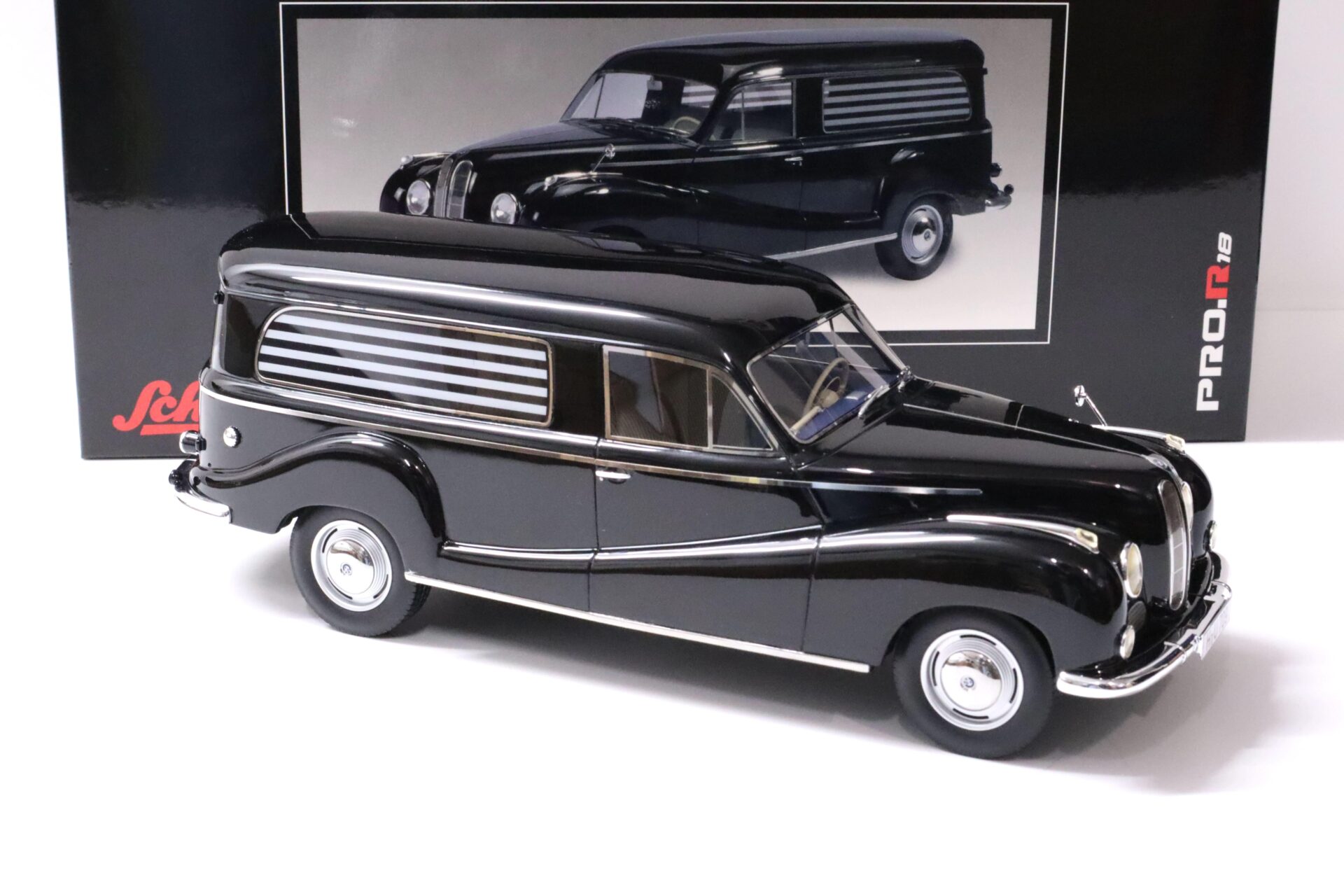 1:18 Schuco BMW 502 "Barockengel" Bestattungswagen HEARSE black