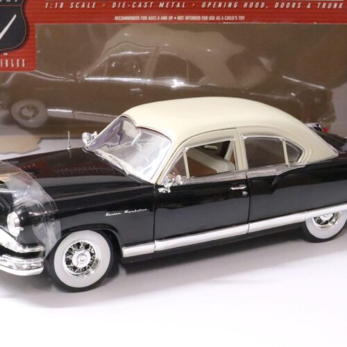 1:18 Highway61 Kaiser Manhattan 1953 black/ white 50435