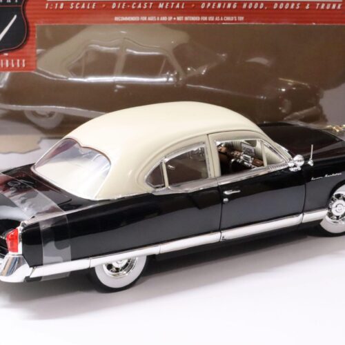 1:18 Highway61 Kaiser Manhattan 1953 black/ white 50435