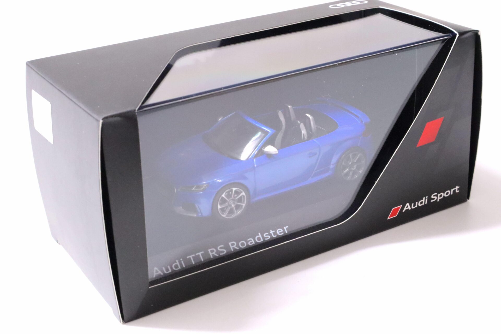 1:43 iScale Audi TT RS Roadster Ara Blue metallic DEALER VERSION