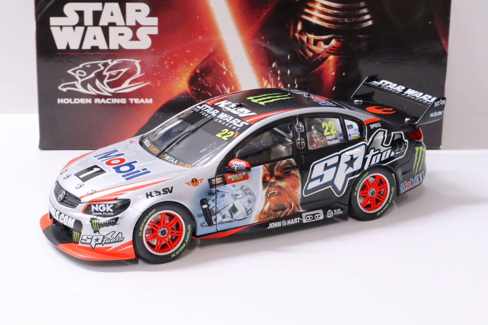 1:18 BIANTE Holden VF Commodore V8 Supercar 2015 Bathurst 1000 #22 Perkins STAR WARS