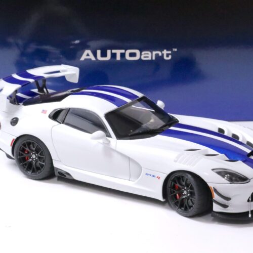 1:18 AUTOart Dodge Viper GTS-R Commemorative Edition ACR 2017 pearl white/ blue stripes