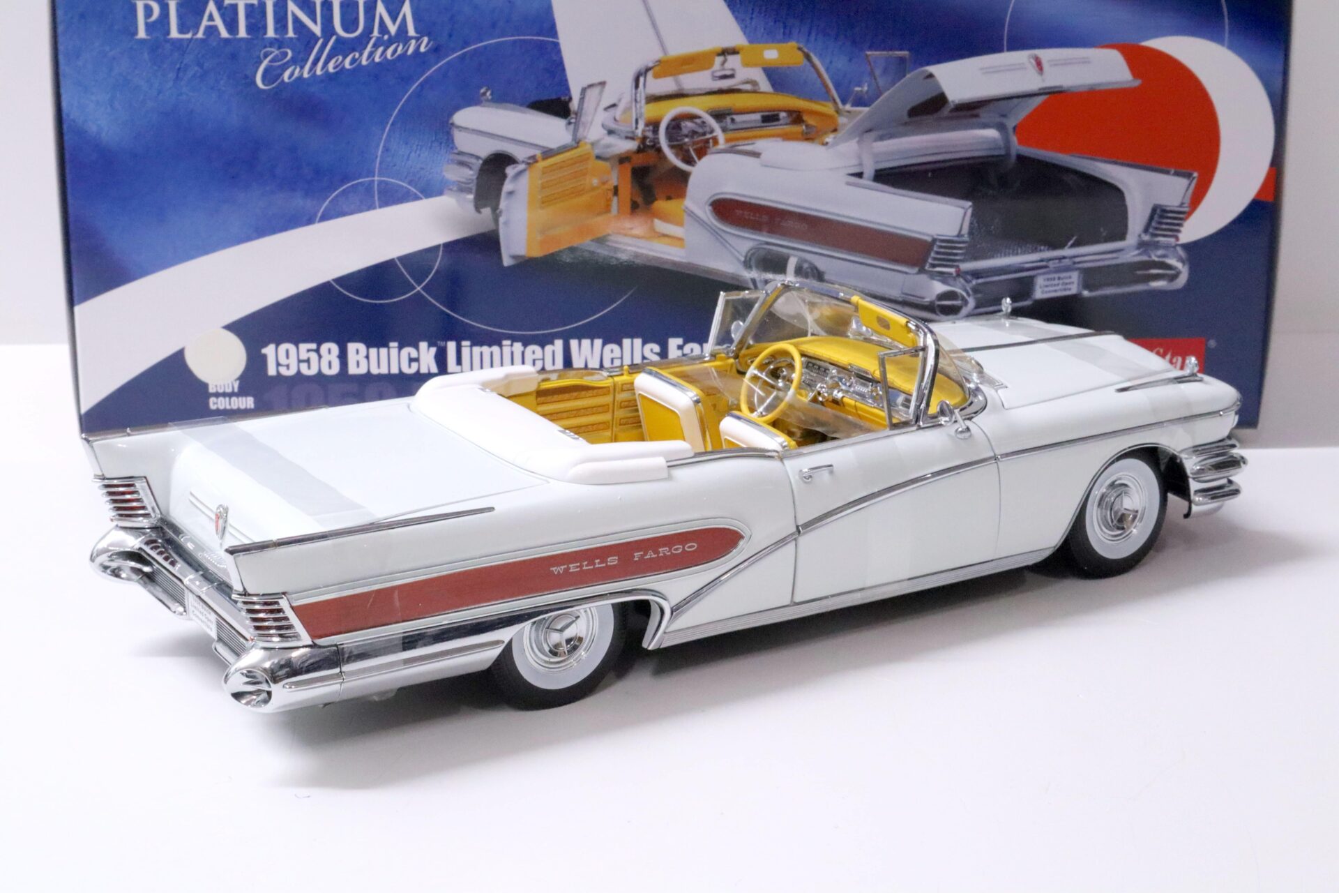 1:18 Sun Star 1958 Buick Limited open Convertible Wells Fargo white