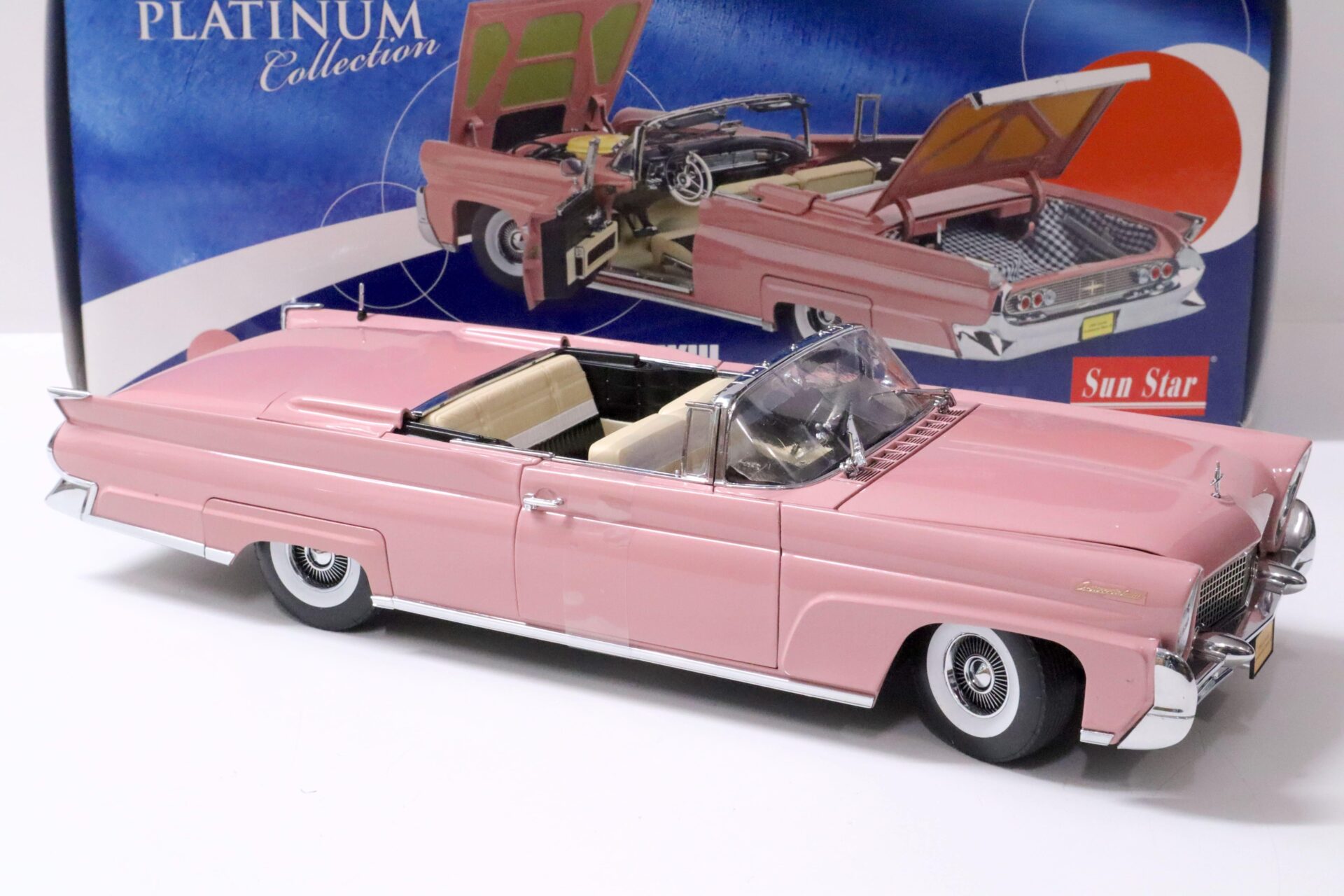 1:18 Sun Star 1958 Lincoln Continental MKIII Convertible Autumn Rose