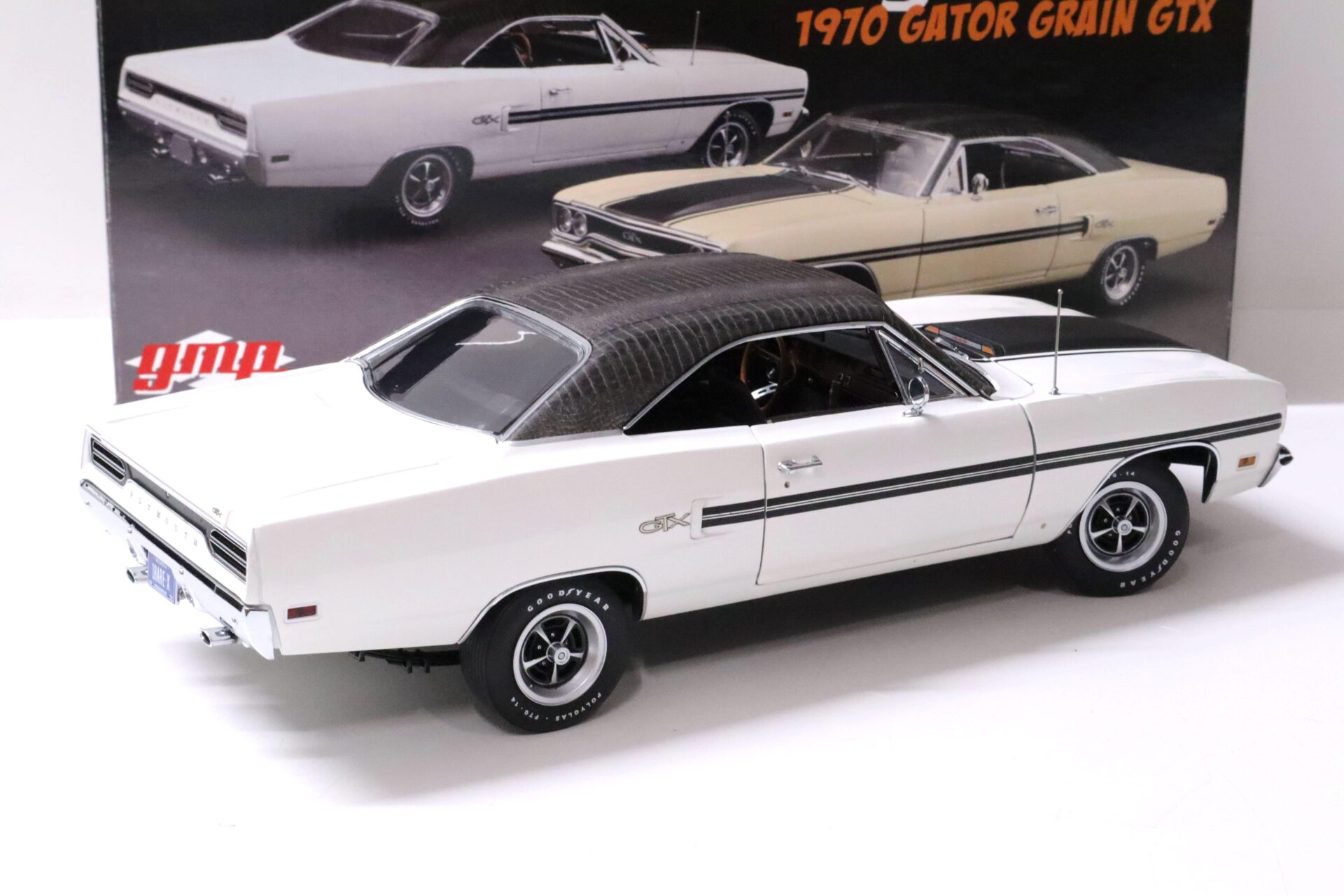 1:18 GMP 1970 Plymouth GTX "GATOR GRAIN" 440 Super Commando white
