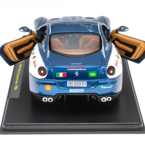 1:24 Hachette Bburago Ferrari Collection Ferrari 599 GTB Panamericana blue 2006 with display - Image 3
