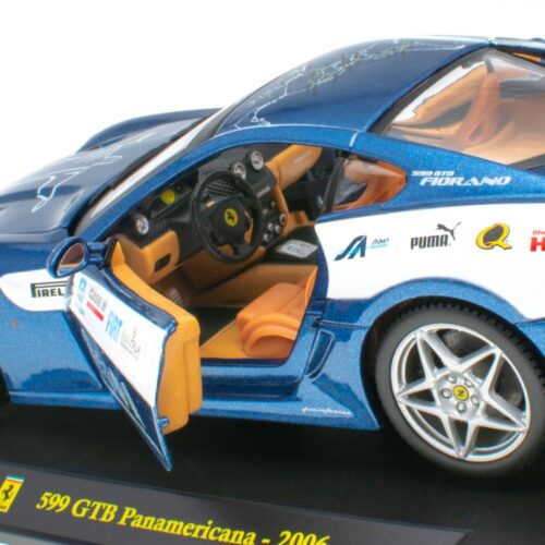 1:24 Hachette Bburago Ferrari Collection Ferrari 599 GTB Panamericana blue 2006 with display - Image 4