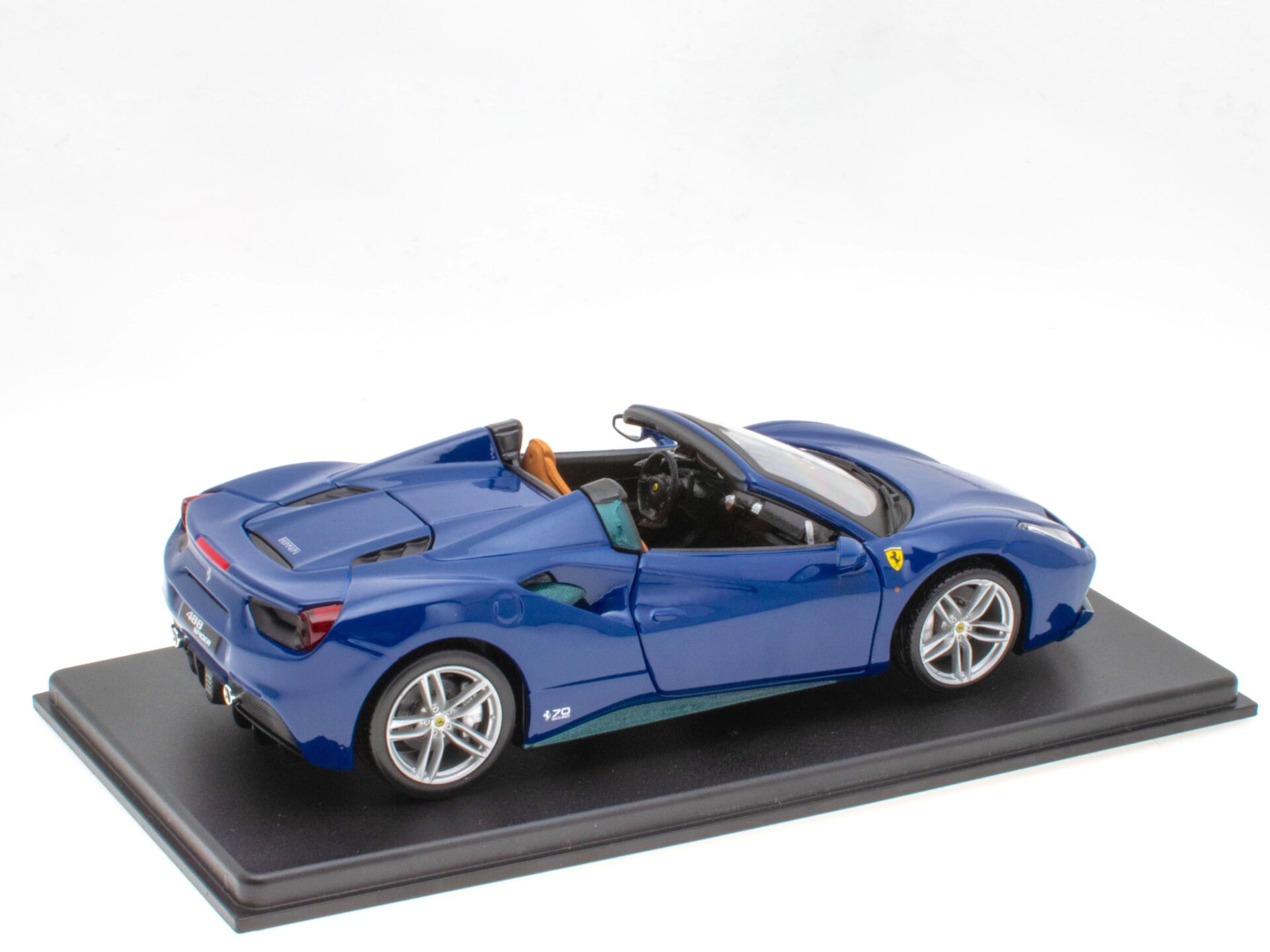 1:24 Hachette Bburago Ferrari Collection Ferrari 488 Spider Inspired by 166 Touring with display
