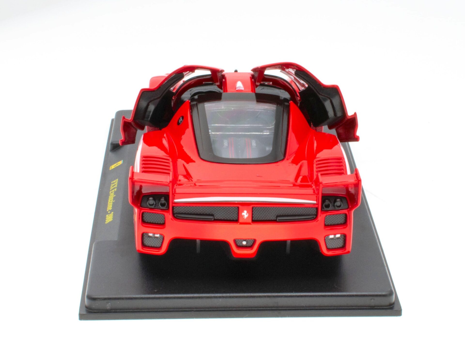 1:24 Hachette Bburago Ferrari Collection Ferrari FXX Evoluzione red 2008 with display