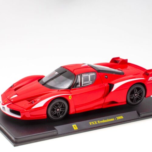 1:24 Hachette Bburago Ferrari Collection Ferrari FXX Evoluzione red 2008 with display