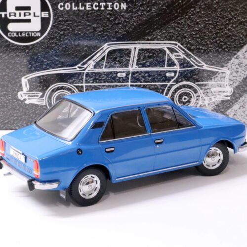 1:18 Triple9 1976 Skoda 105L Sedan blue Die-Cast