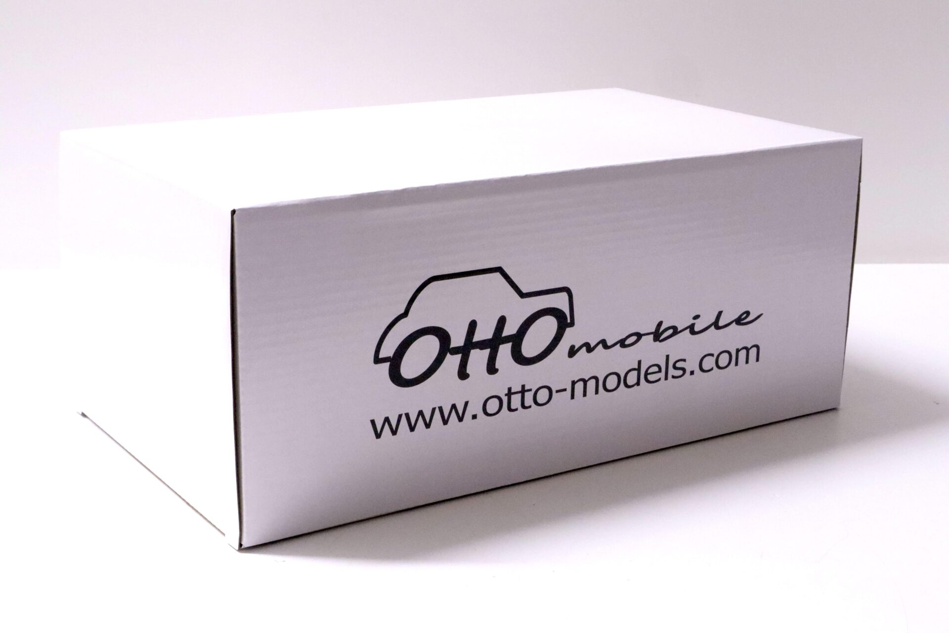 1:18 OTTO mobile OT923 Renault Alpine A110 Legende GT Argent Mercure 2020