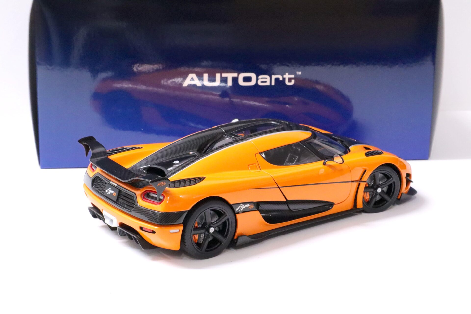 1:18 AUTOart Koenigsegg Agera RS Cone orange/ black accents 79023