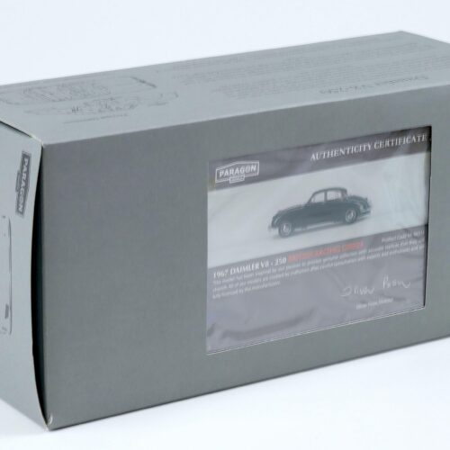 1:18 Paragon Daimler 250 V8 RHD British Racing green 1967