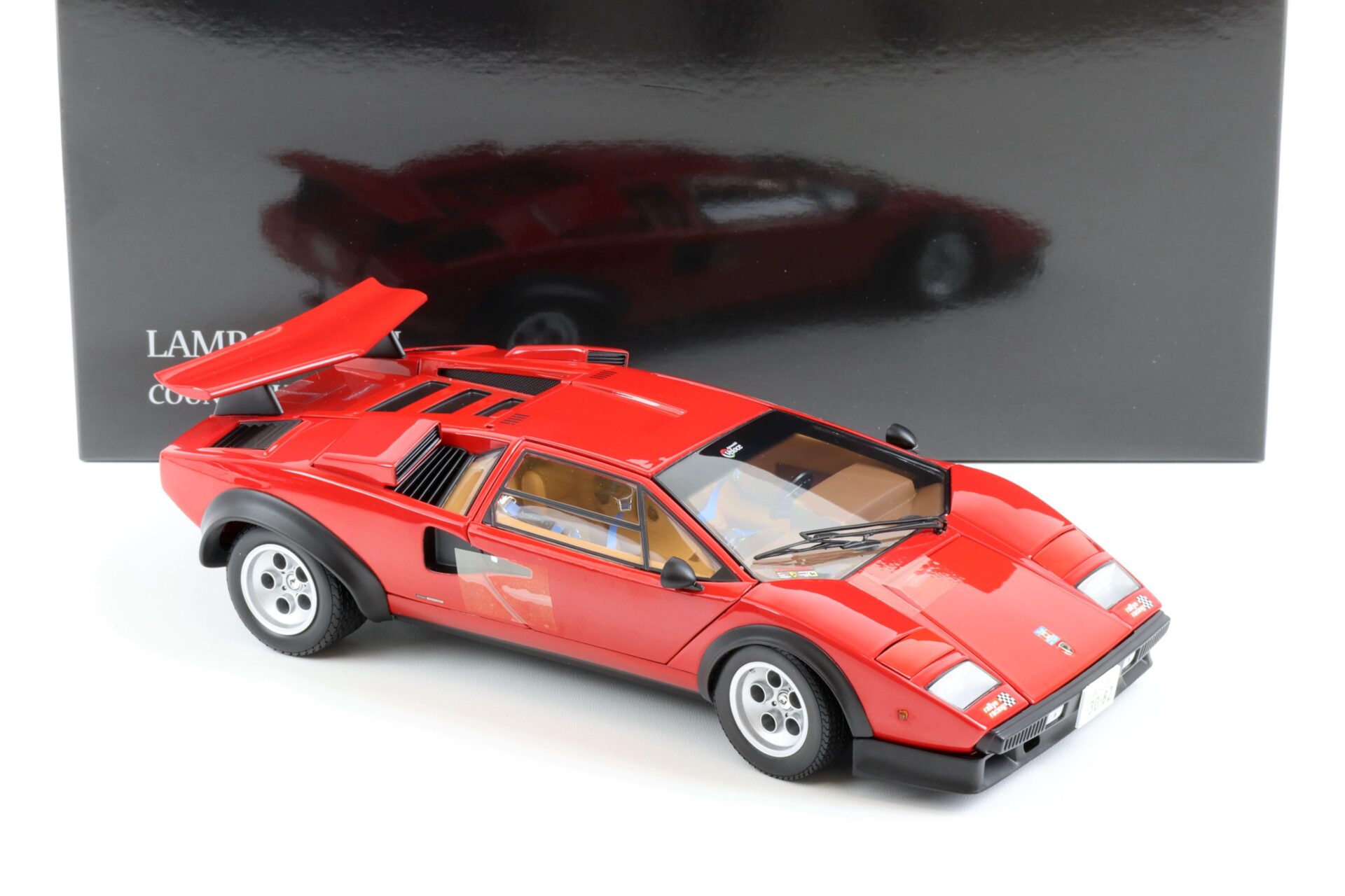 1:18 Kyosho Lamborghini Countach Walter Wolf red/ black 08320A
