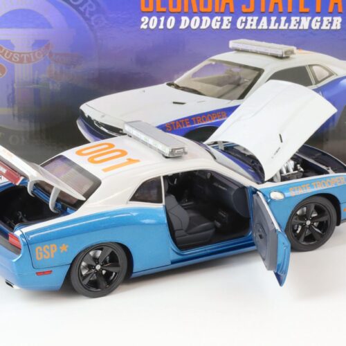 1:18 ACME 2010 Dodge Challenger SRT8 Georgia State Police with LED light Bar