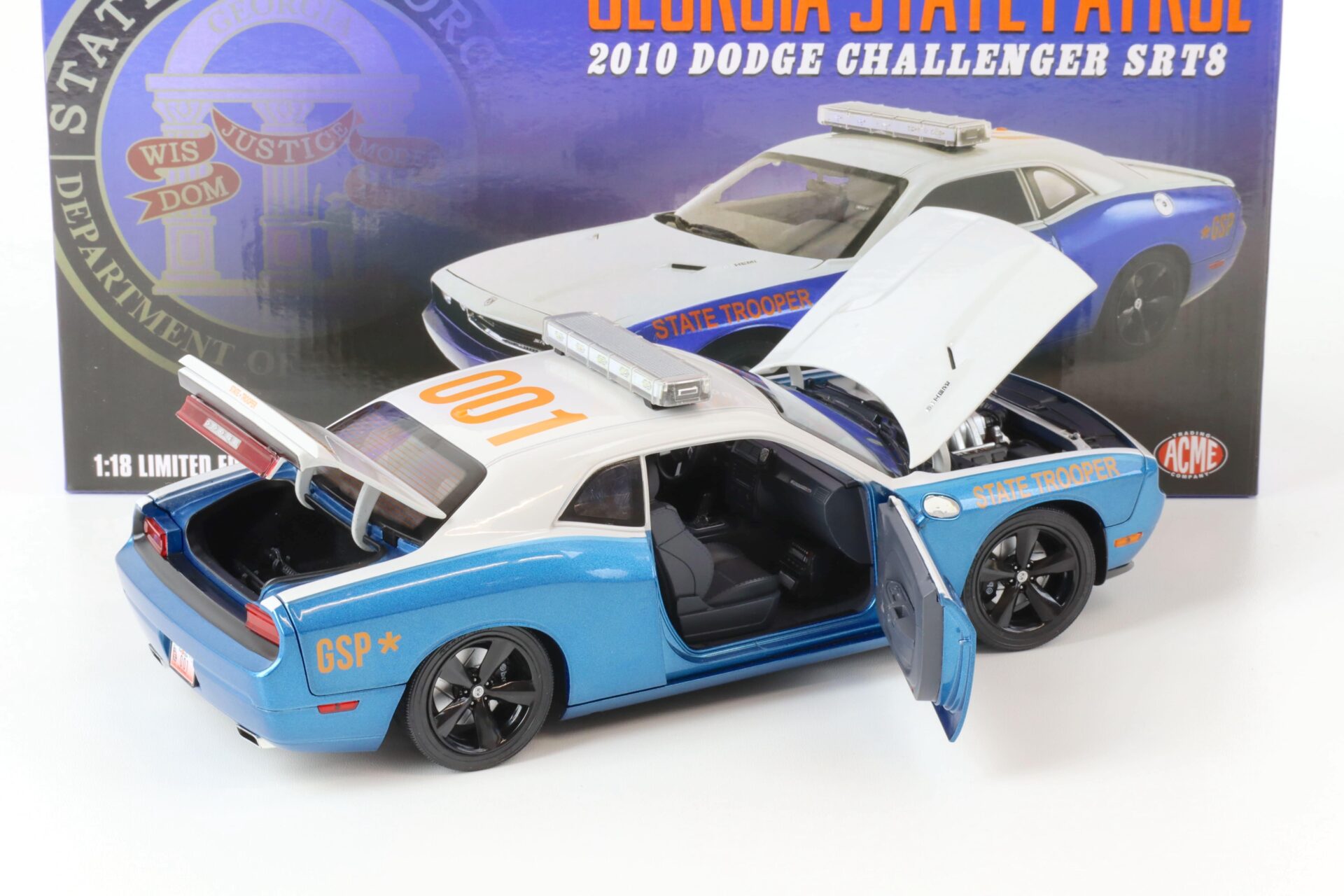 1:18 ACME 2010 Dodge Challenger SRT8 Georgia State Police with LED light Bar