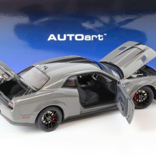 1:18 AUTOart Dodge Challenger SRT HELLCAT Widebody Destroyer gray/ Gunmetal - Image 4