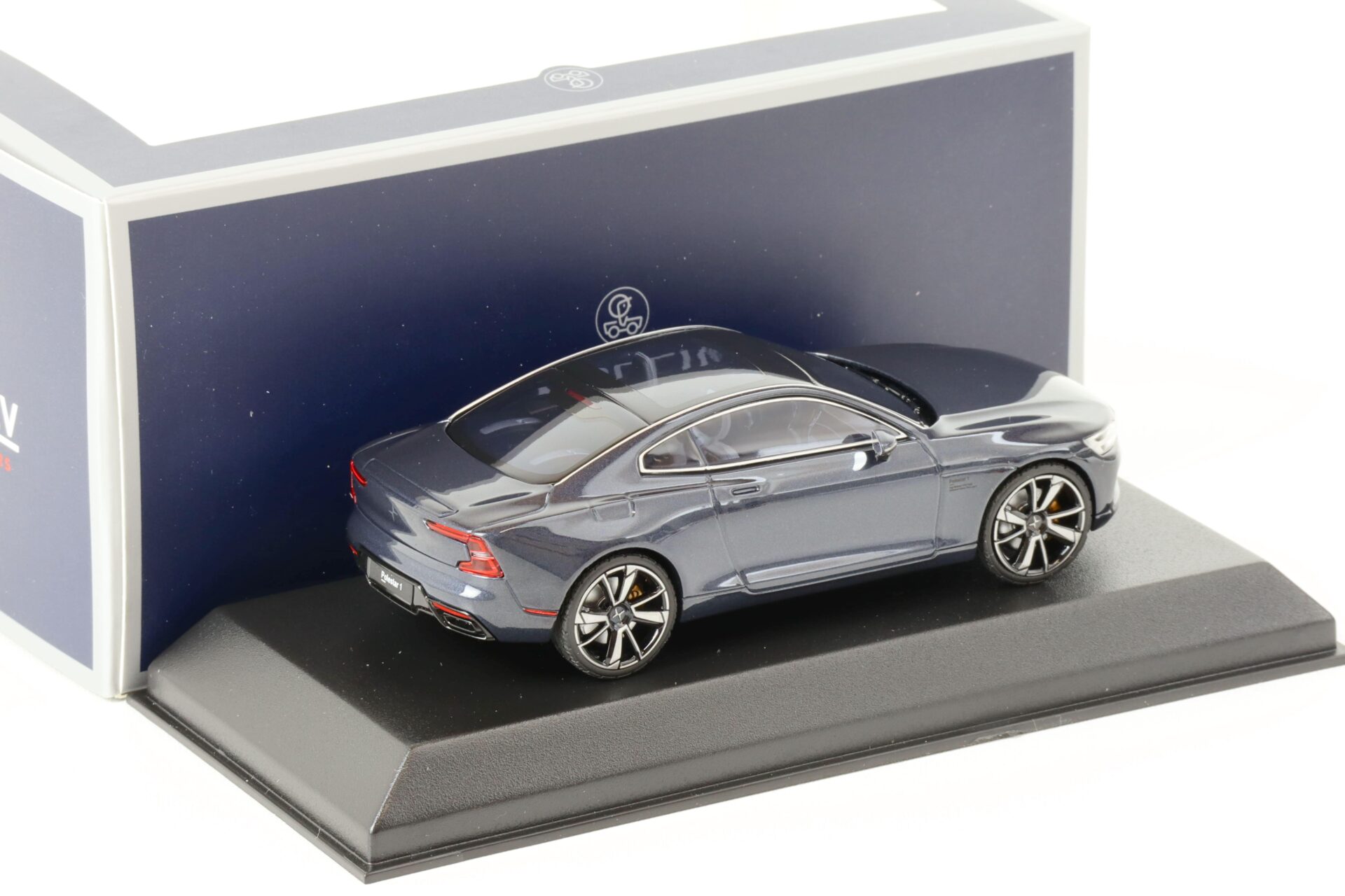 1:43 Norev Polestar 1 Midnight blue 2020