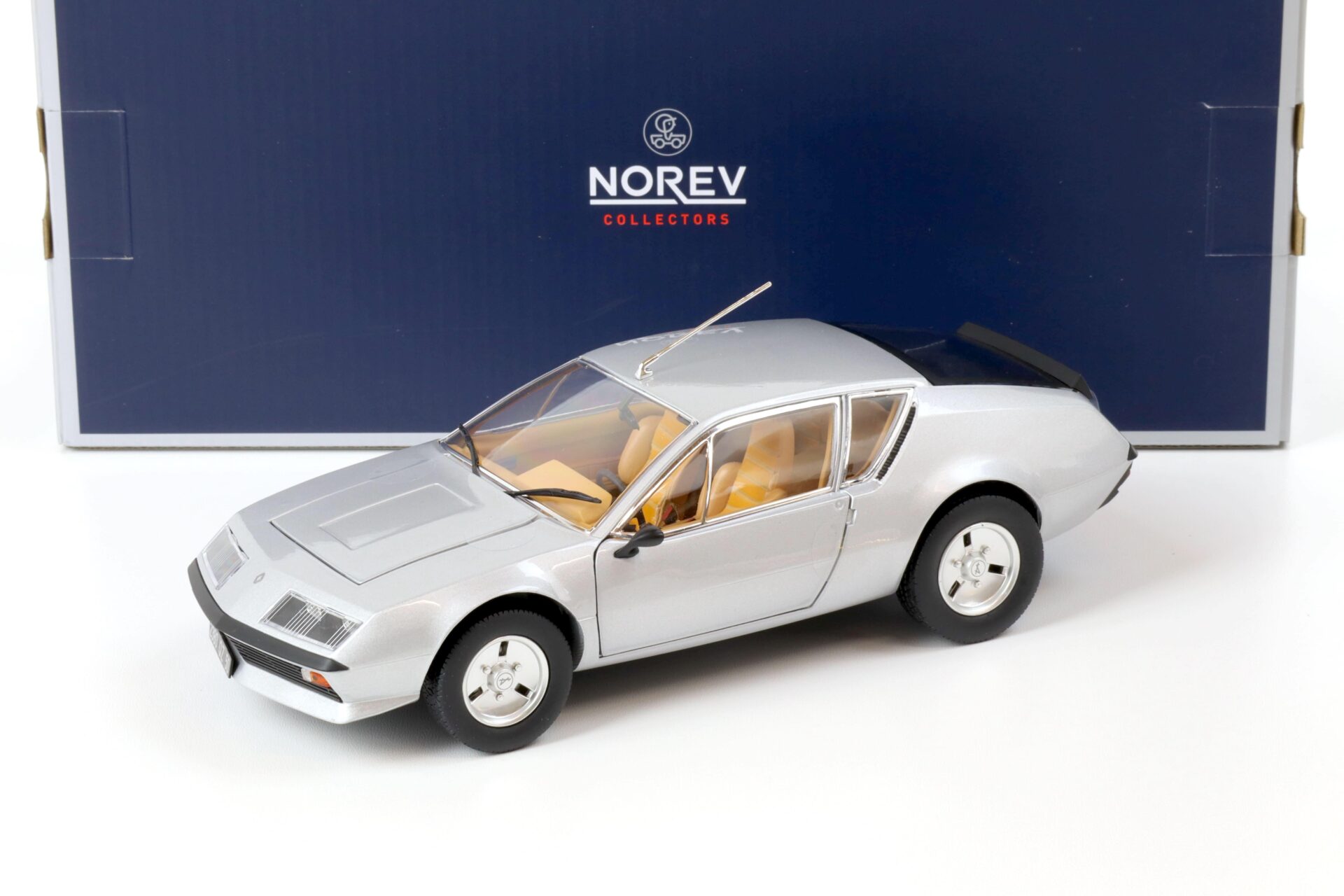 ID 65733 orig.jpg 1:18 Norev Renault Alpine A310 V6 Coupe 1979 silver metallic