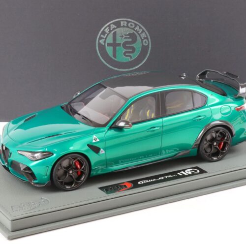 1:18 BBR Alfa Romeo Giulia GTAM Verde Montreal/ red brakes - Limited 150 pcs.