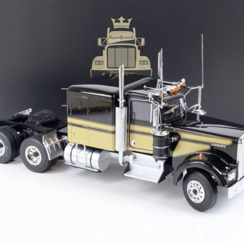 1:18 Road Kings LKW Kenworth W900 black/ gold RK180121 Smokey and Bandit