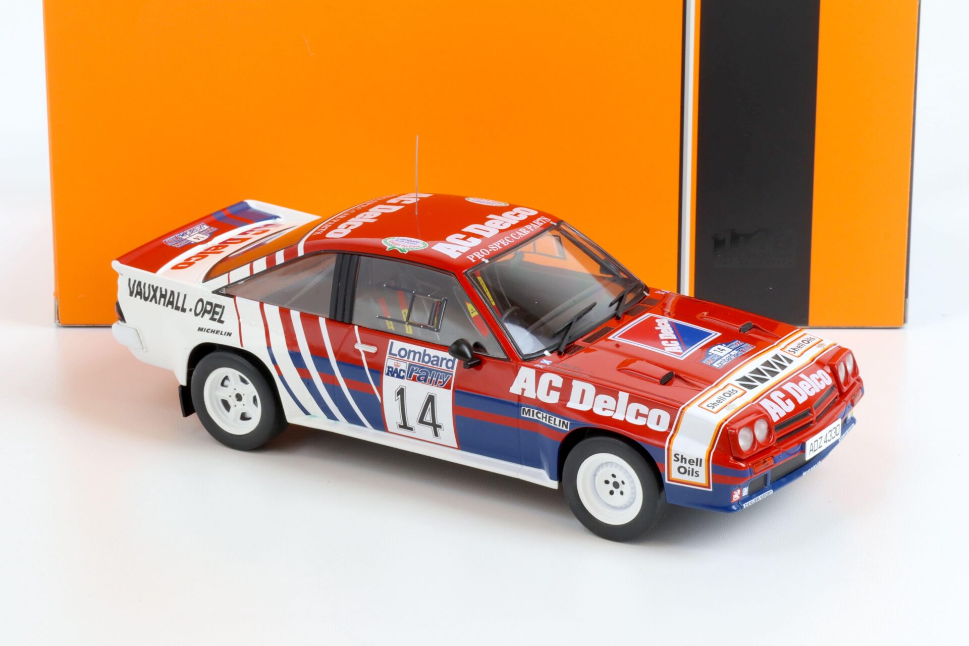 1:18 IXO Opel Manta 400 Rallye WM RAC Rally 1985 J.McRae / I.Grindrod #14