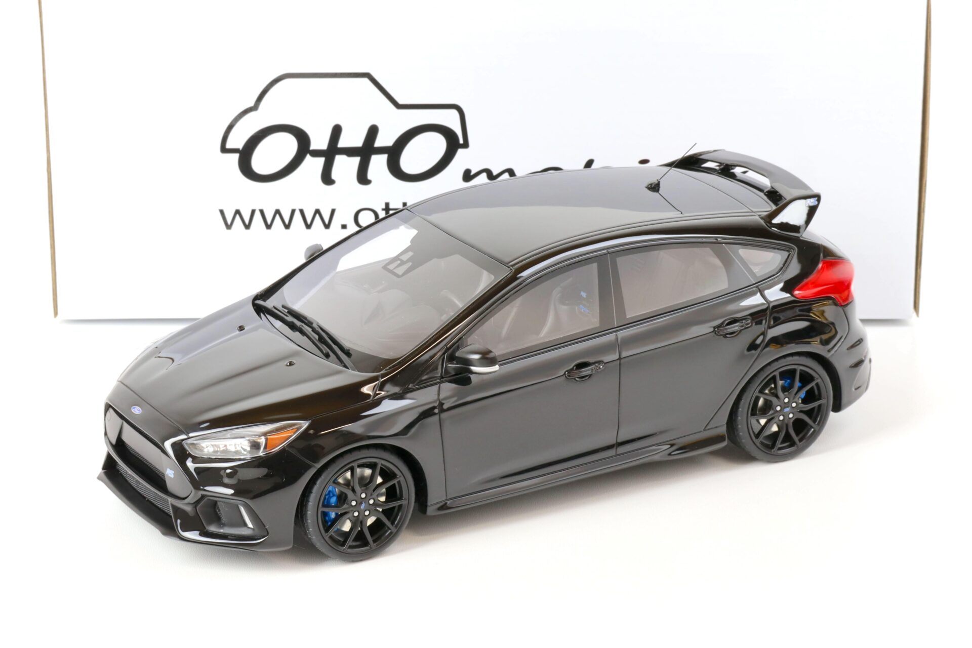 ID 67057 orig.jpg 1:18 OTTO mobile OT950 Ford Focus RS MKIII black 2018