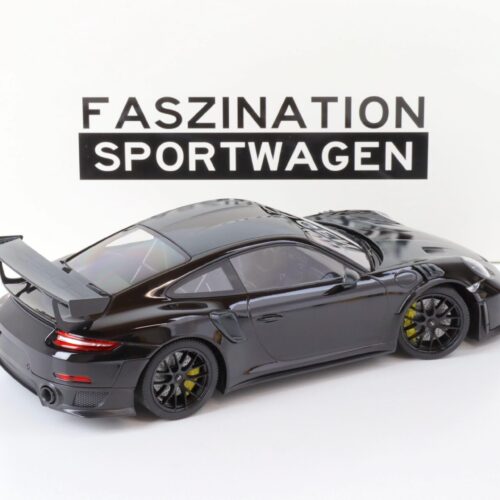 1:18 Minichamps Porsche 911 (991.2) GT2 RS Coupe Weissach Package black 2018