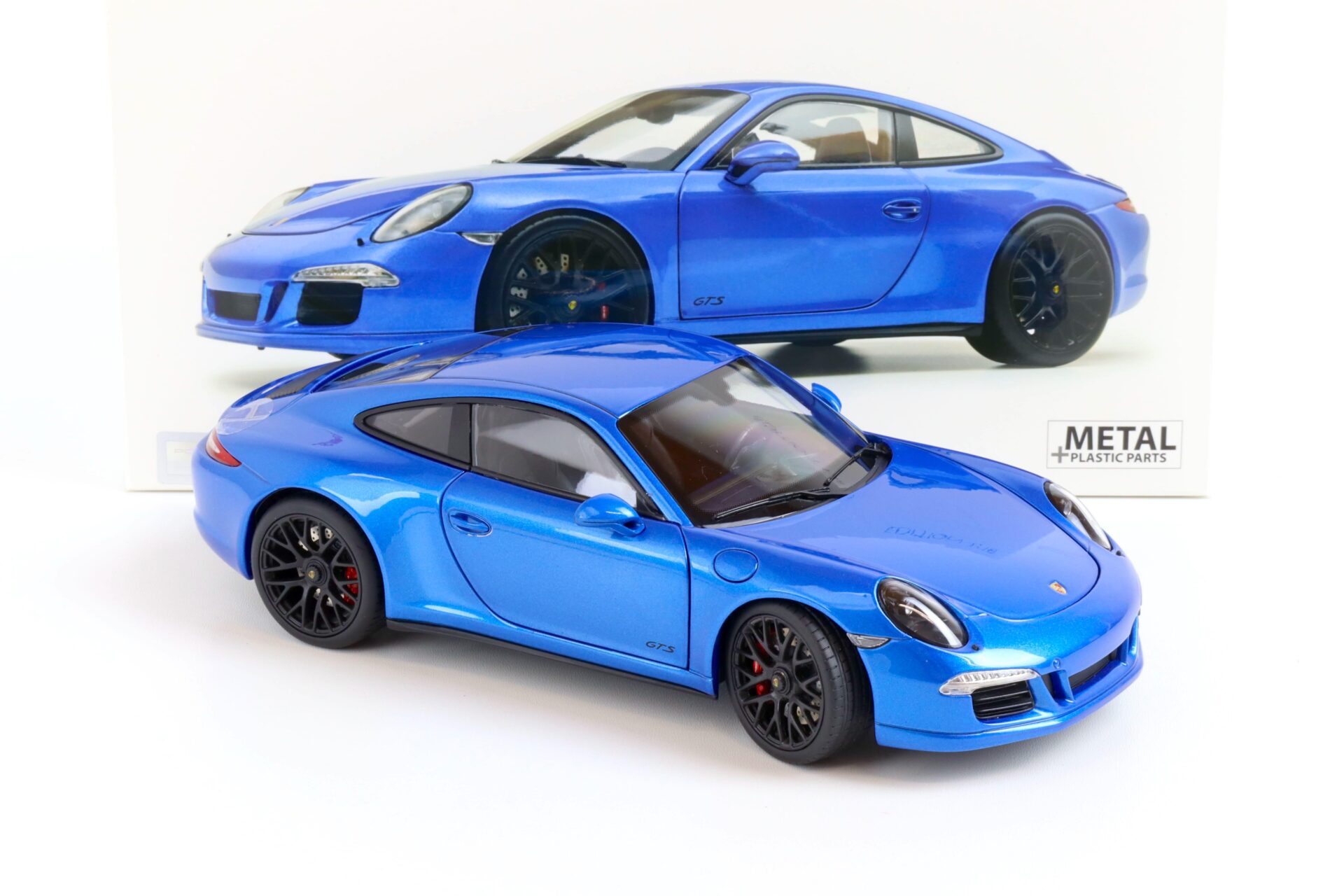 1:18 Schuco Porsche 911 (991) Carrera GTS Coupe blue metallic