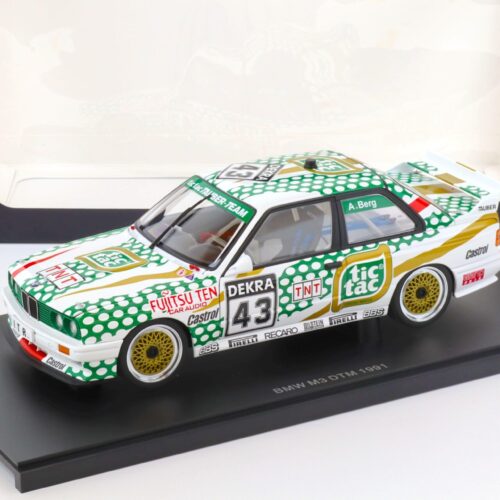 1:18 AUTOart BMW M3 (E30) DTM 1991 TIC TAC A.Berg #43