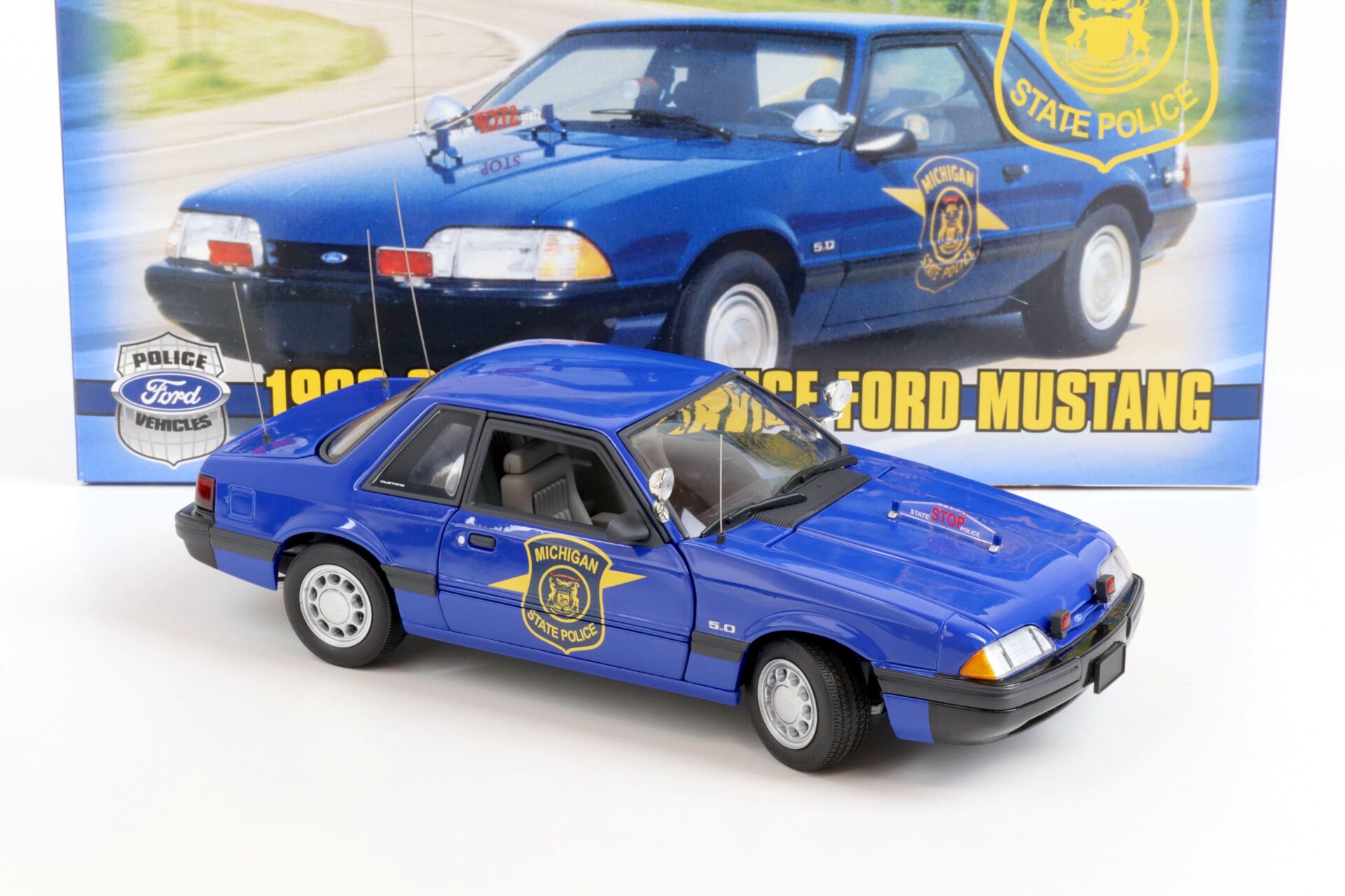 1:18 GMP 1992 Ford Mustang 5.0 Coupe Michigan State Police blue