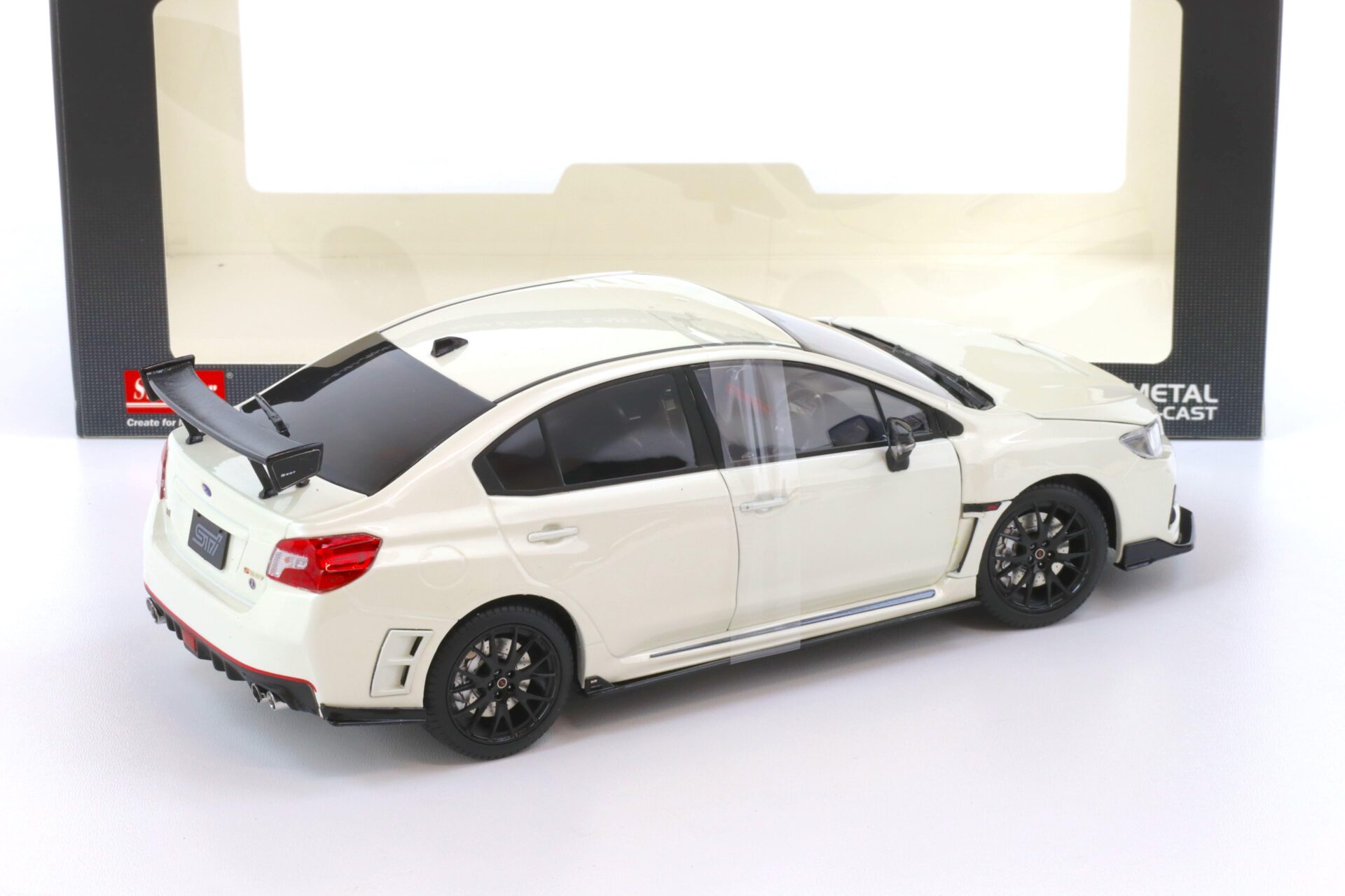 1:18 Sun Star Subaru WRX STi S207 NBR Challenge Package Crystal white pearl