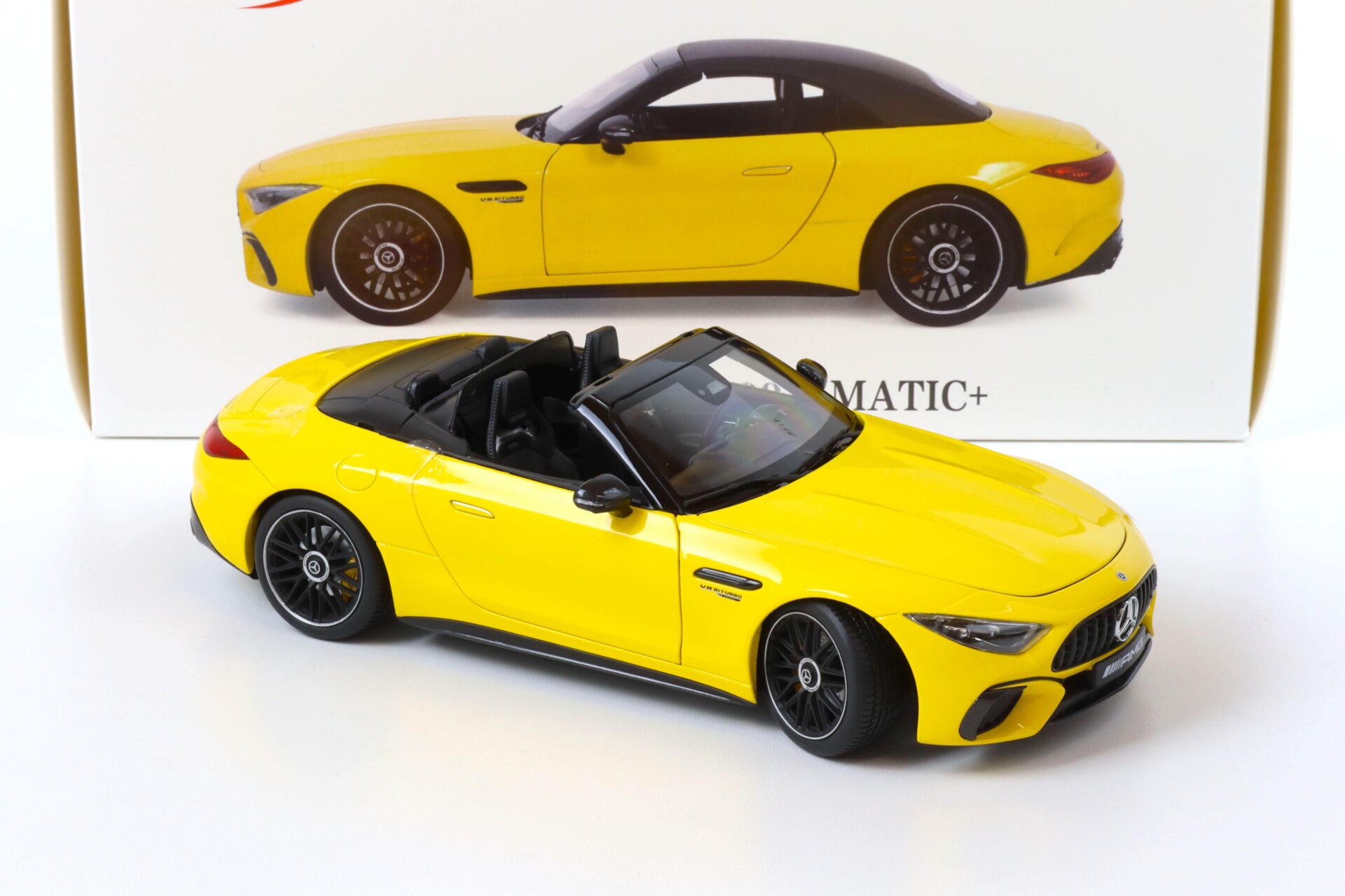 1:18 iScale Mercedes SL 63 AMG 4MATIC+ Convertible (R232) sun yellow
