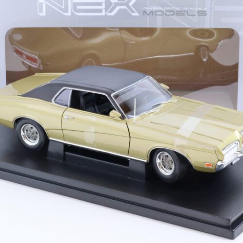 1:18 Welly NEX 1970 Mercury Cougar XR7 Coupe gold metallic/ black - Image 2