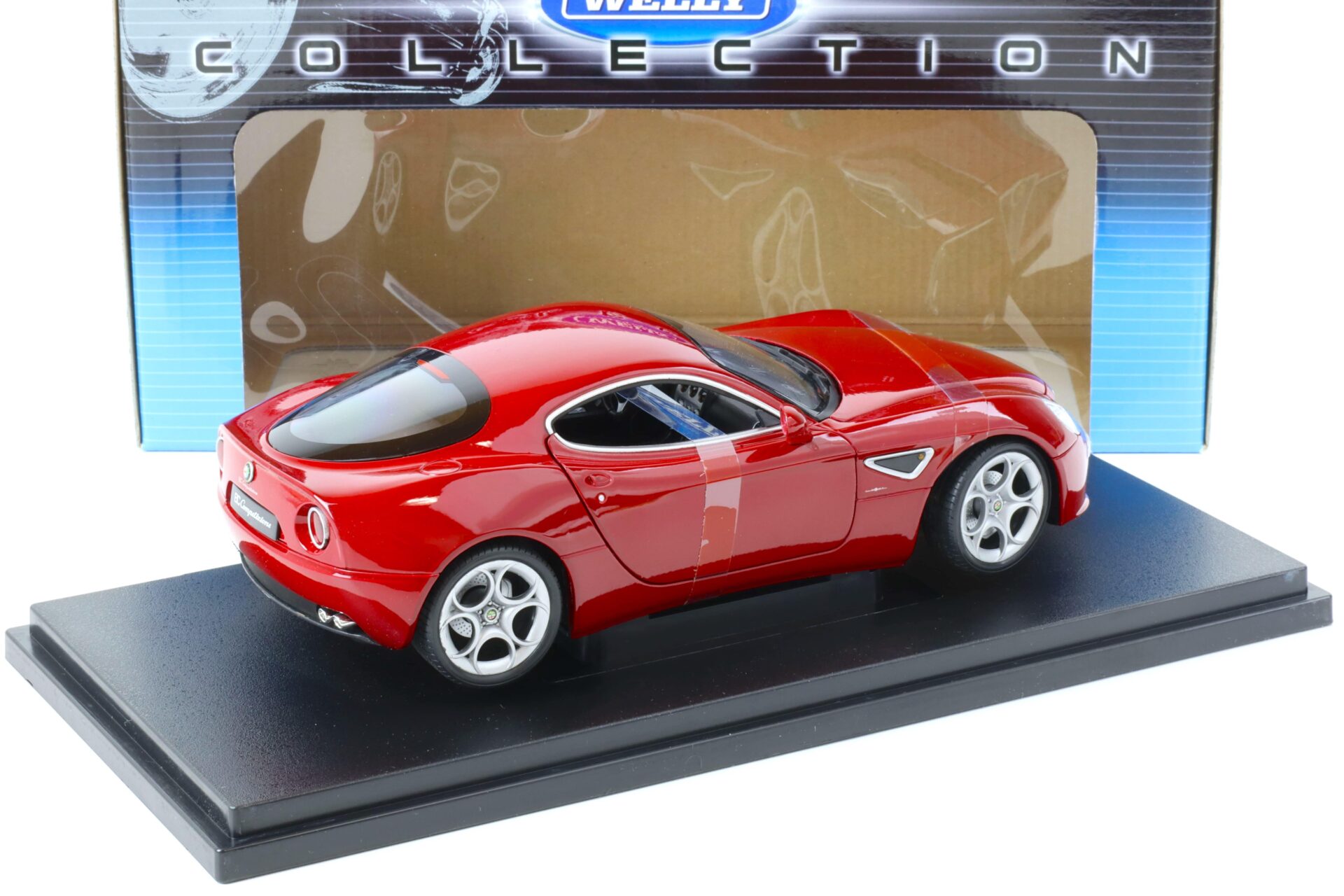1:18 Welly Alfa Romeo 8C Competizione Coupe red