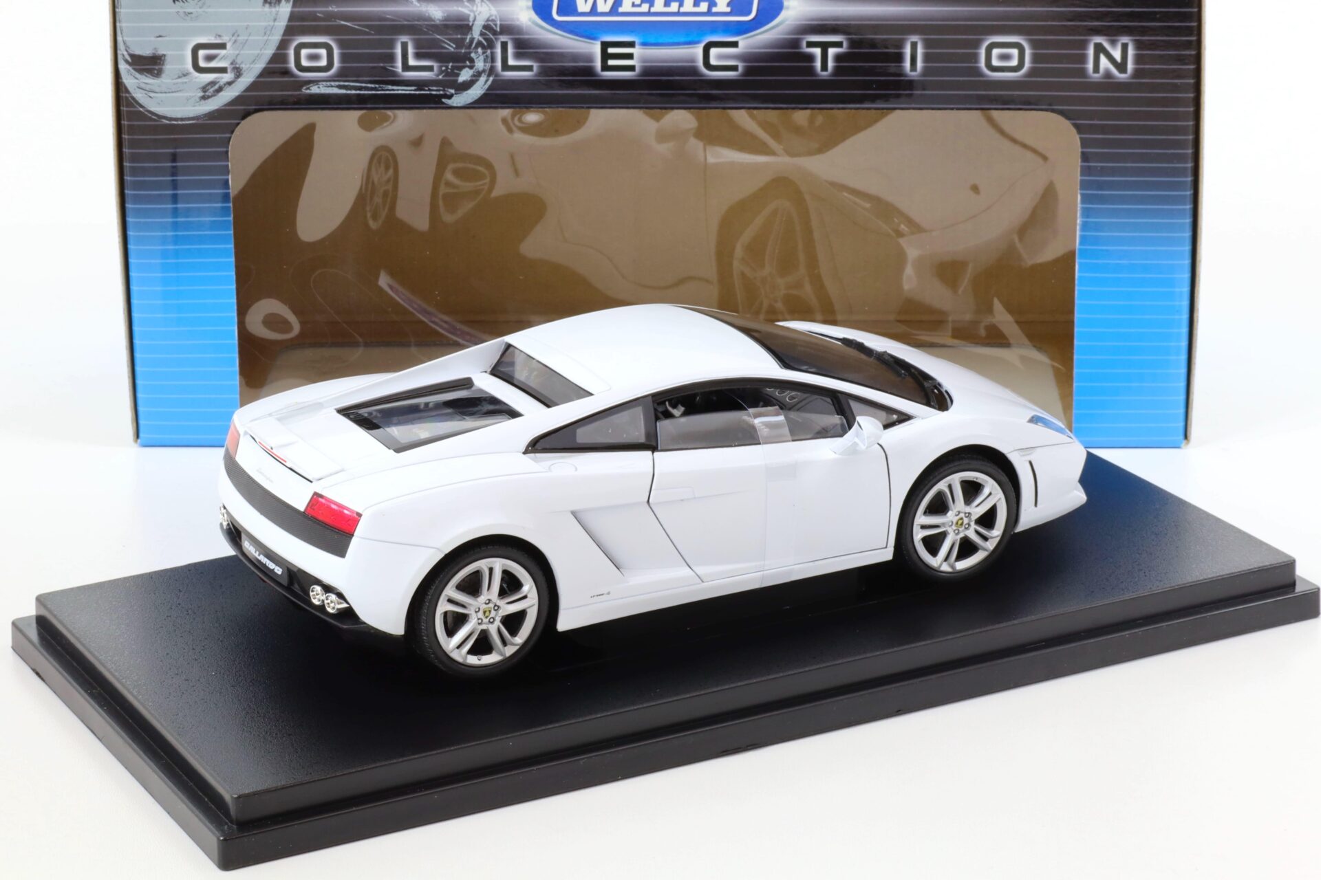 1:18 Welly Lamborghini Gallardo LP560-4 white