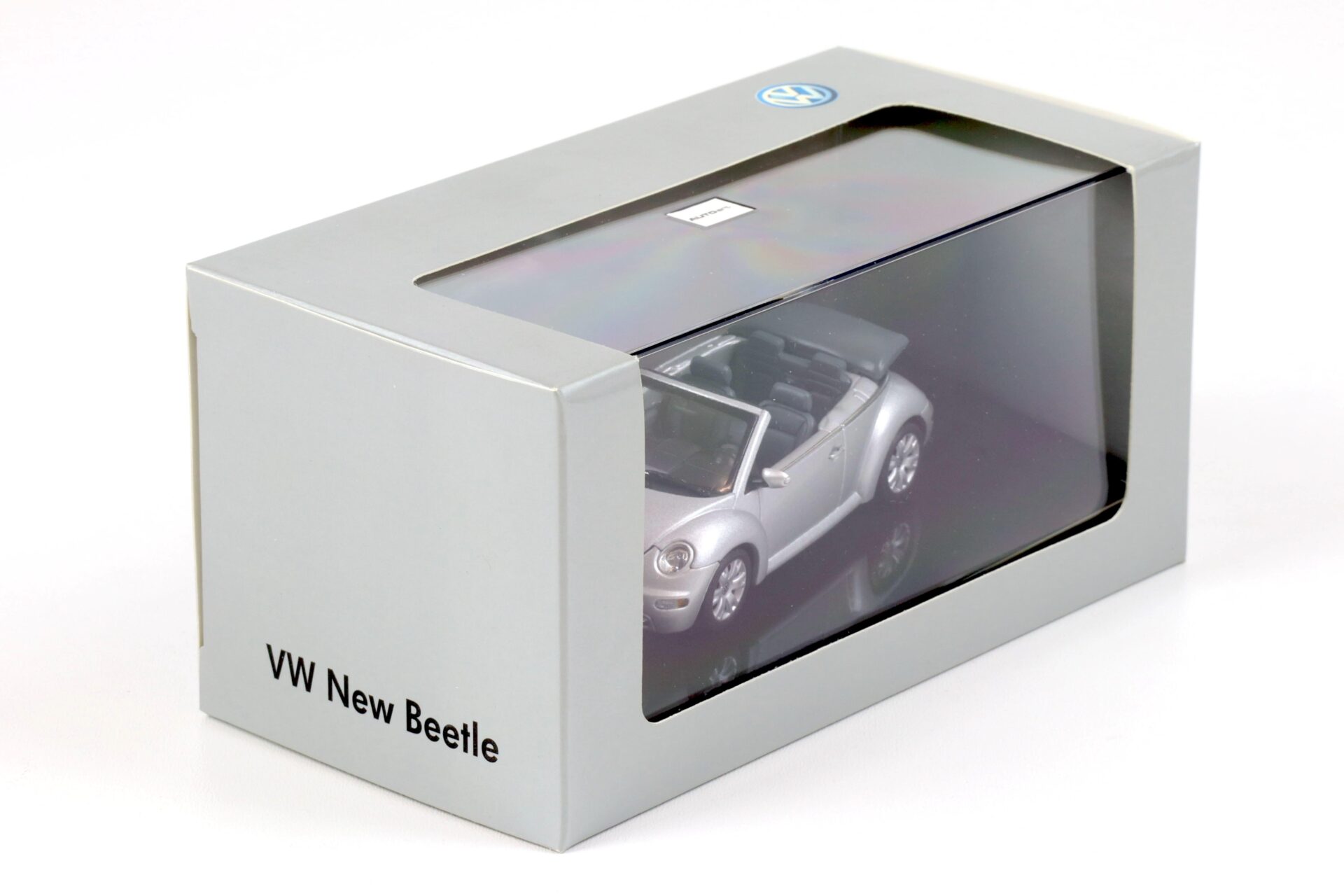 1:43 AUTOart VW Beetle Cabriolet reflex silver metallic 59758