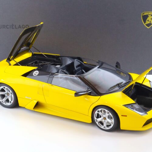 1:12 AUTOart Lamborghini Murcielago Roadster metallic yellow 12081