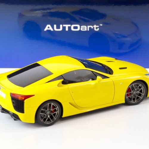 1:18 AUTOart Lexus LFA 2010 pearl yellow 78854