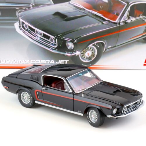 1:24 GMP 1968 Ford Mustang Cobra JET black/ red G2403203