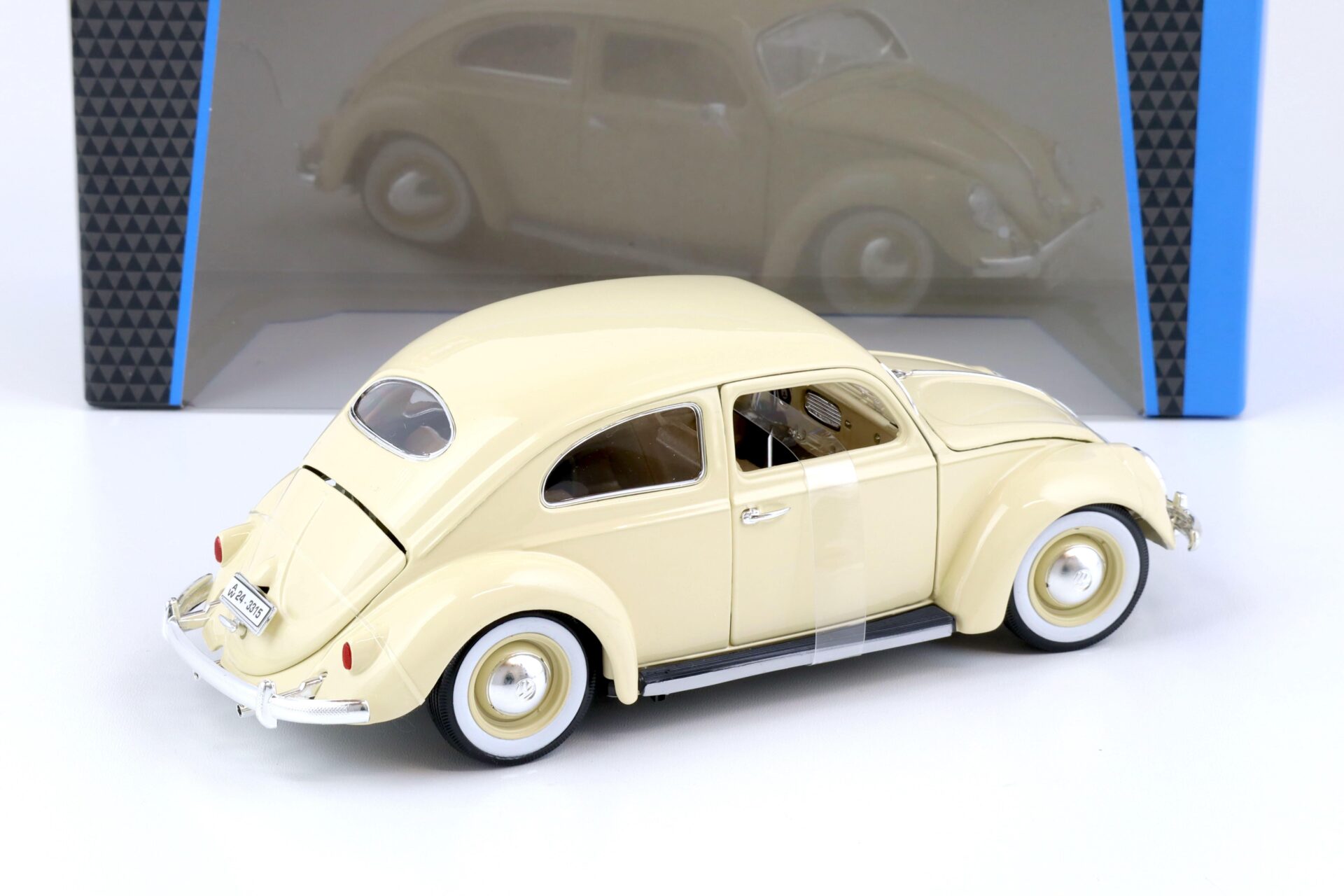1:18 Bburago VW Käfer Beetle 1955 cream beige