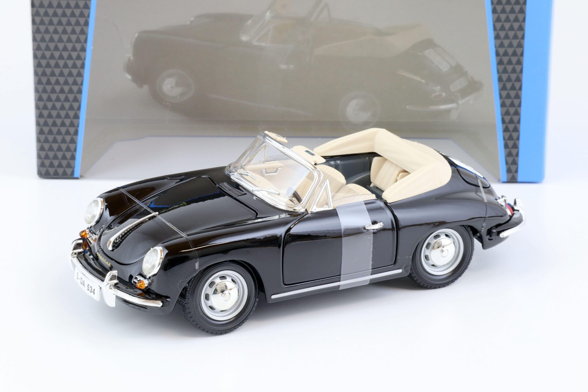 1:18 Bburago Porsche 356B Cabriolet 1961 black